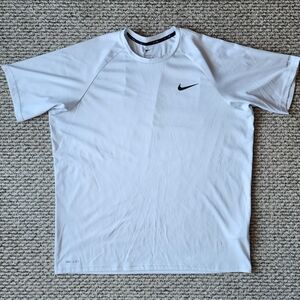 Men's Nike Dri-FIT UPF 40+ Hydroguard Short Sleeve Swim Tee